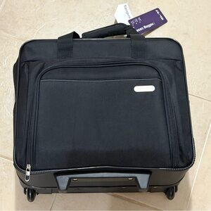 BRAND NEW - TARGUS 15.6” Rolling Laptop Case